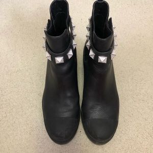 Michael Kors black leather boots